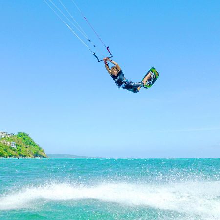 Reef Retreat Resort Balabag  Luaran gambar