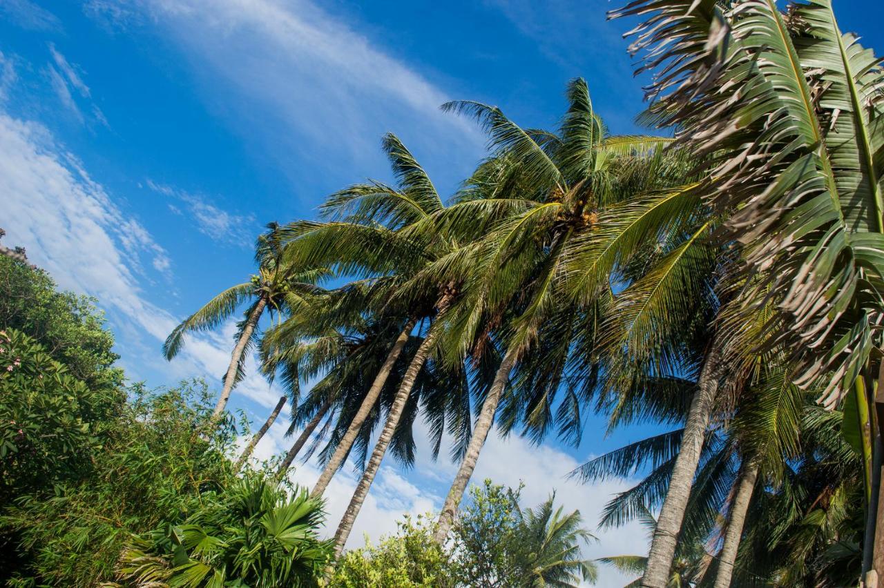 Reef Retreat Resort Balabag  Luaran gambar